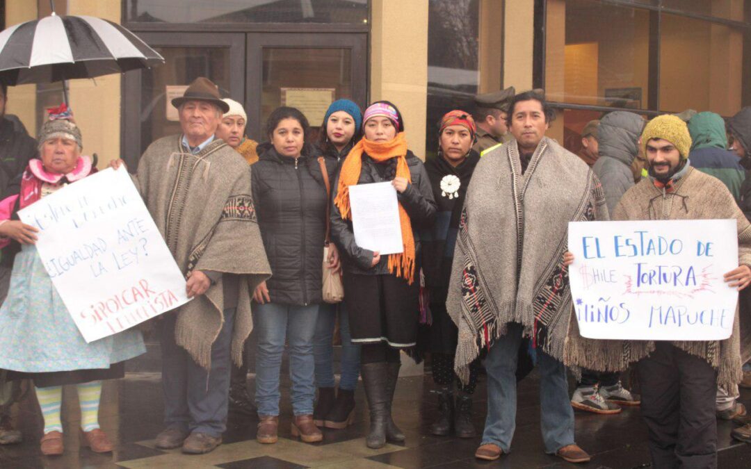 Lov Huentelolen se querella contra la Sipolcar de Carabineros por tortura a niños mapuche
