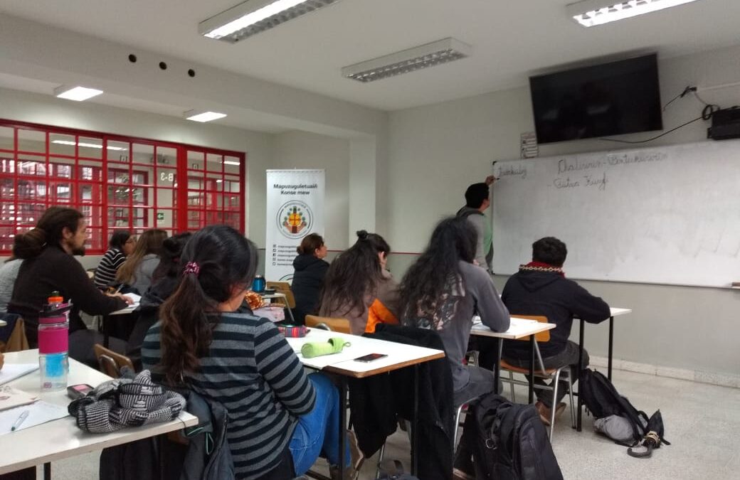 Mapuzuguletuaiñ inicia cursos de Mapuzugun en Concepción