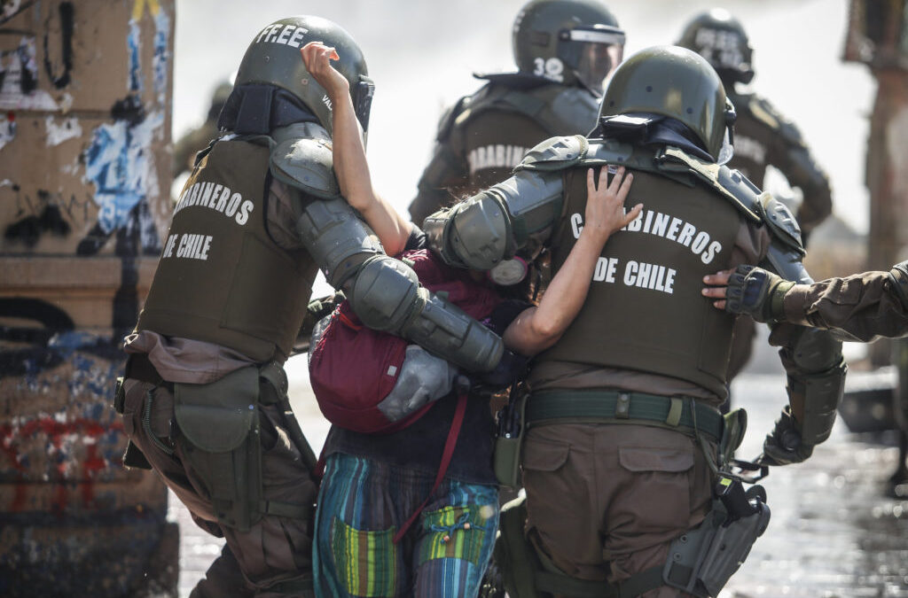 Misión  Quebec-Canadá observadora de DD.HH. Denuncia violencia estatal contra mujeres y manifestantes el pasado 8M en Chile