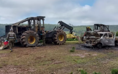 [Comunicado] Weichan Auka Mapu sabotea maquinaria forestal en Paredones