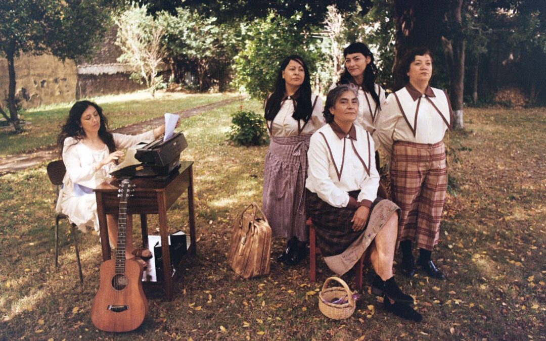 Colectiva Deskalabra Teatro presentará en el Centro Cultural Galo Sepúlveda de Temuco la obra “Lucila: de cara al mundo”