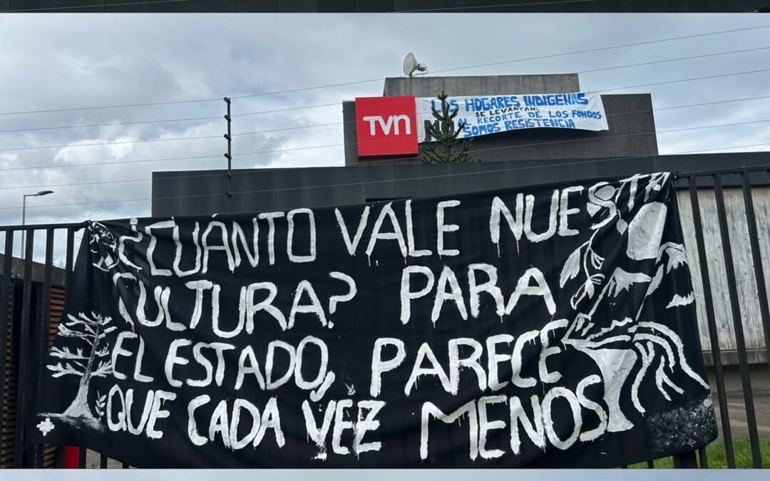 Mesa Nacional de Hogares Indígenas se manifiesta contra cancelación de presupuestos por parte de Junaeb